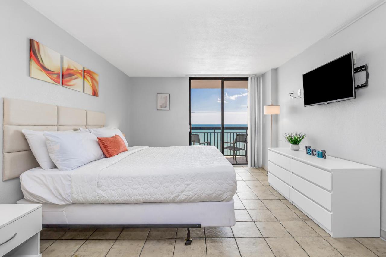 Beachfront Romantic Studio Escape W Perfect View 1212 Миртъл Бийч Екстериор снимка