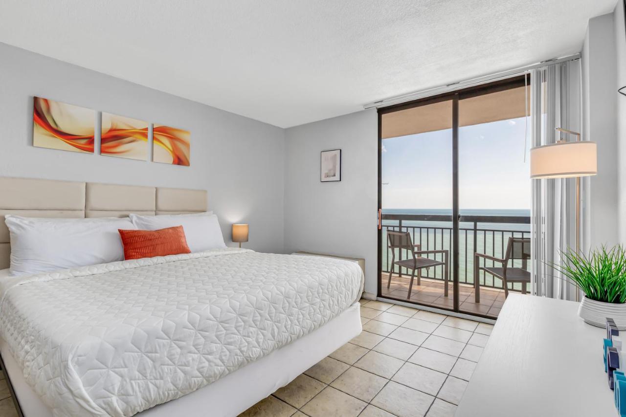 Beachfront Romantic Studio Escape W Perfect View 1212 Миртъл Бийч Екстериор снимка